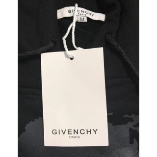 ほぼ未使用・美品☆正規品　GIVENCHY  ダメージパーカー