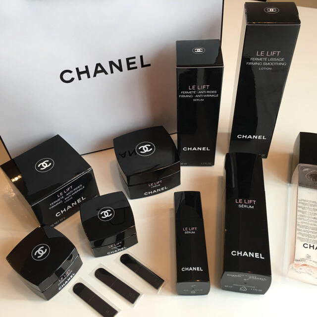 CHANEL - CHANEL ボトル セットの通販 by シャネル多数出品予定です。｜シャネルならラクマ