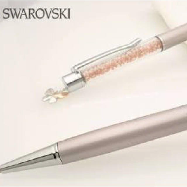 SWAROVSKI(スワロフスキー)のにゃーさん専用スワロフスキーボールペン インテリア/住まい/日用品の文房具(ペン/マーカー)の商品写真