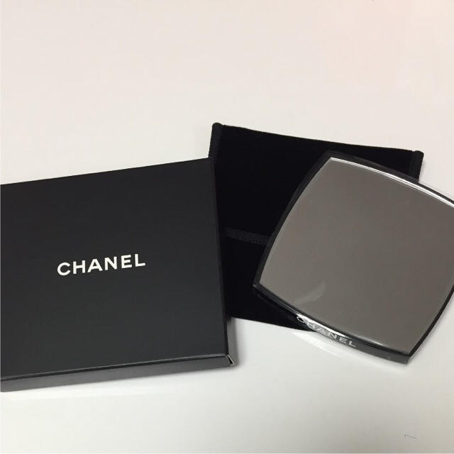 CHANEL(シャネル)のシャネル ノベルティ ミラー 鏡 コスメ/美容のコスメ/美容 その他(その他)の商品写真