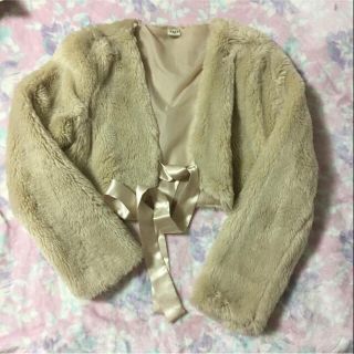 アクシーズファム(axes femme)のaxes femme クリーニング済みショート丈ファーコート美品(毛皮/ファーコート)