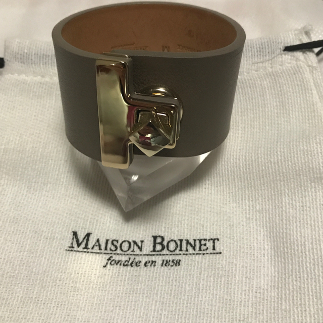 Jewel Changes(ジュエルチェンジズ)のMAISON BOINET カーフレザーブレスレット レディースのアクセサリー(ブレスレット/バングル)の商品写真