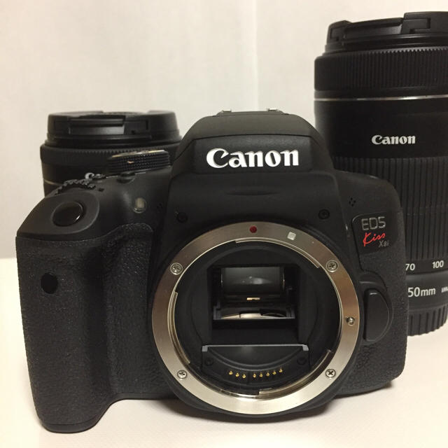 Canon - Canon EOS kiss X8i ダブルズームキット 展示品 保証付きの通販 by ここママ's shop｜キヤノンならラクマ