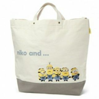 ニコアンド(niko and...)のニコアンド　白　新品　ミニオン(トートバッグ)