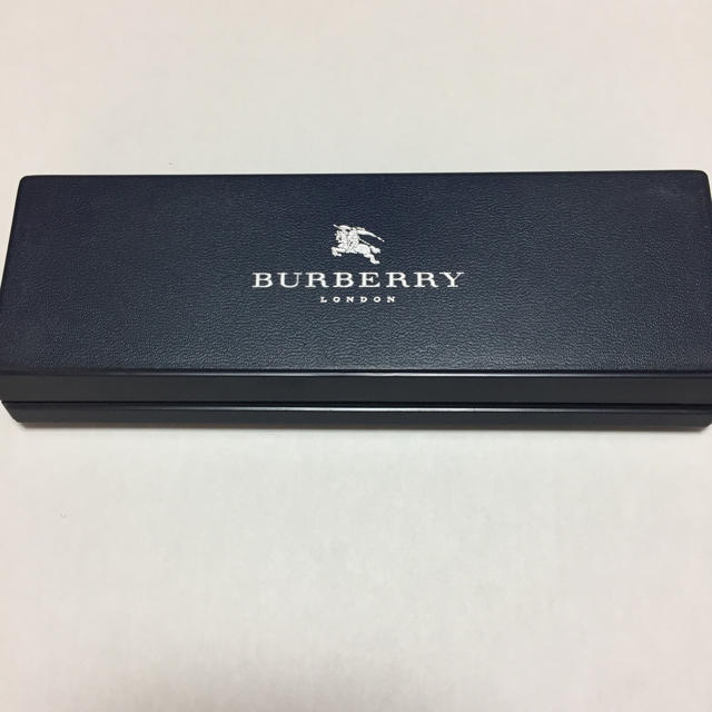 BURBERRY(バーバリー)の☆ホンダ様専用☆値下げ！BURBERRY 繰り出し式ボールペン インテリア/住まい/日用品の文房具(ペン/マーカー)の商品写真