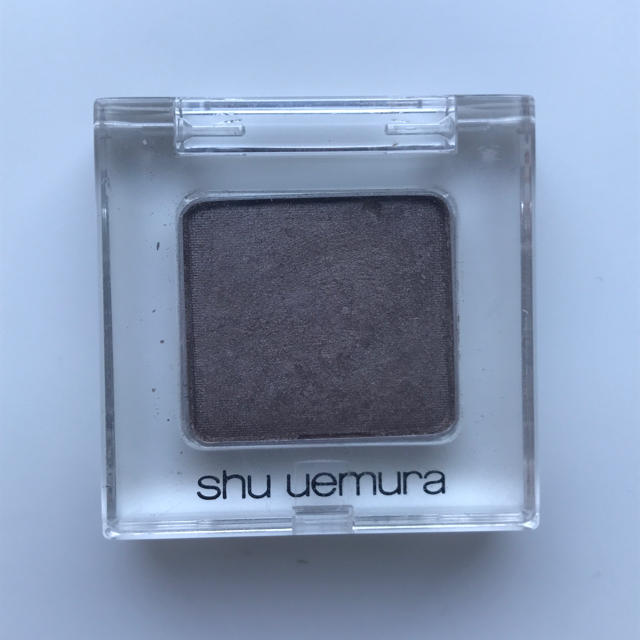 shu uemura(シュウウエムラ)のshu uemura☆アイシャドウ コスメ/美容のベースメイク/化粧品(アイシャドウ)の商品写真