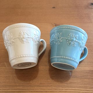 ウェッジウッド(WEDGWOOD)のほぼ新品  ウェッジウッド　ペアマグカップ(グラス/カップ)