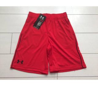 アンダーアーマー(UNDER ARMOUR)の新品⭐️￥2,700アンダーアーマーHGベーシックショーツ 【YLG】(パンツ/スパッツ)