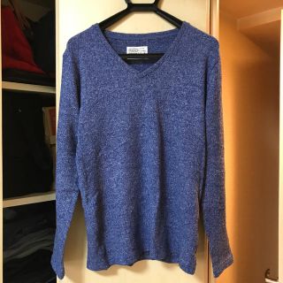 アズールバイマウジー(AZUL by moussy)の【10/1値下げ】アズール Vネックニット ブルー(ニット/セーター)