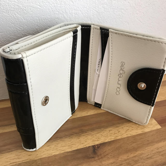 Courreges(クレージュ)のクレージュ 財布 レディースのファッション小物(財布)の商品写真