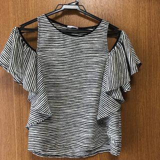 ザラ(ZARA)のZARA☆オフショルダートップス(シャツ/ブラウス(半袖/袖なし))