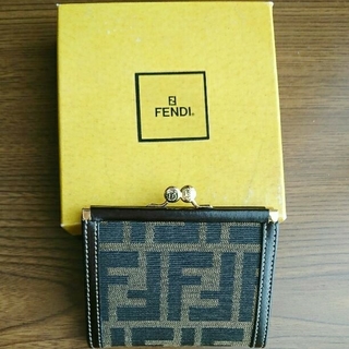 フェンディ(FENDI)の【未使用☆美品】FENDI財布(財布)