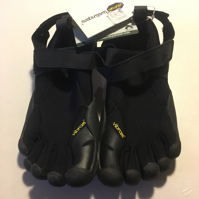 vibram(ビブラム)のVibram FiveFingers/W37(23.2cm) レディースの靴/シューズ(スニーカー)の商品写真