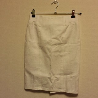 フリーズマート(FREE'S MART)のホワイトデニムタイトスカート(ひざ丈スカート)
