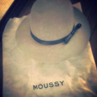 マウジー(moussy)の新品！！MOUSSY 羊毛 100% ハット(ハット)