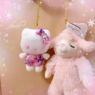 レディー(Rady)のRady×Hello Kitty✧*。トロピカルフラワーぬいぐるみストラップ♡(その他)