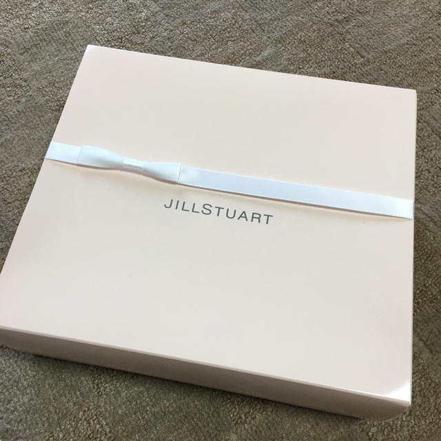 JILLSTUART(ジルスチュアート)のsweetさん専用 インテリア/住まい/日用品の日用品/生活雑貨/旅行(タオル/バス用品)の商品写真