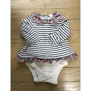 ベビーギャップ(babyGAP)のbabygap 花柄ロンパース(ロンパース)