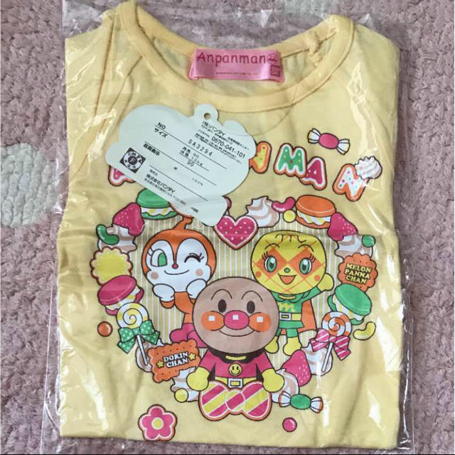 BANDAI(バンダイ)の新品未使用♥アンパンマンTシャツ2点セット キッズ/ベビー/マタニティのキッズ服女の子用(90cm~)(Tシャツ/カットソー)の商品写真