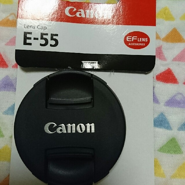 Canon(キヤノン)のカメラ　レンズキャップ スマホ/家電/カメラのカメラ(デジタル一眼)の商品写真