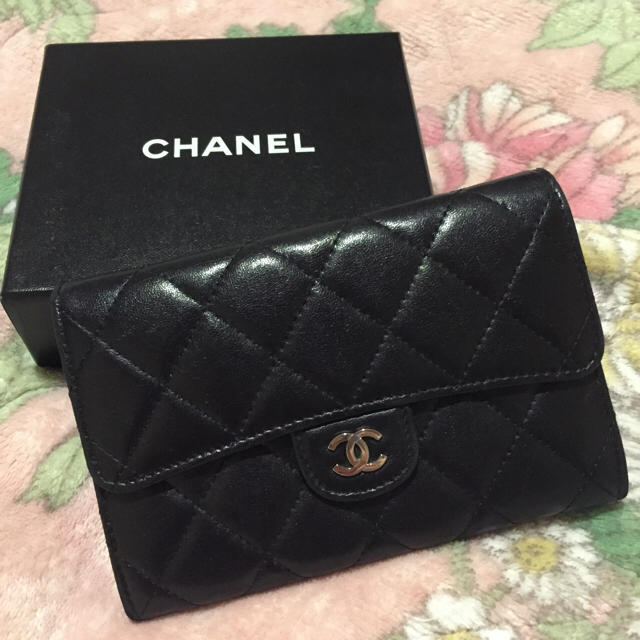 CHANEL(シャネル)のシャネル マトラッセ お財布  レディースのファッション小物(財布)の商品写真