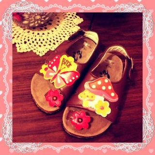 ビッツ(Bit'z)の蝶々＆キノコ＊サンダル(その他)
