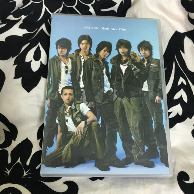 KAT-TUN(カトゥーン)のKAT-TUN DVD  エンタメ/ホビーのDVD/ブルーレイ(ミュージック)の商品写真
