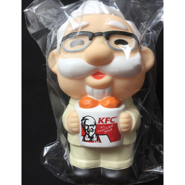 KFC ケンタッキーフライドチキン カーネルサンダース貯金箱★の通販 by ★まりもティアラ★｜ラクマ