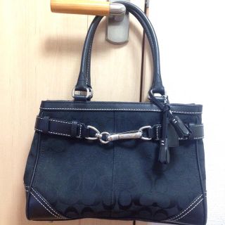 コーチ(COACH)の正規品 COACH ハンドバッグ シグネチャー ブラック(ハンドバッグ)