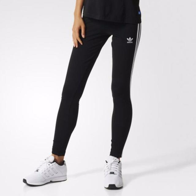 adidas(アディダス)の☆送料込Mサイズ☆アディダス スリーストライプス レギンス レディースのパンツ(その他)の商品写真