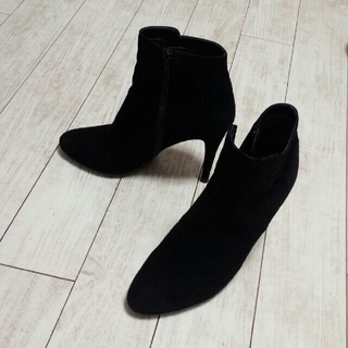 ダイアナ(DIANA)のI♡Nmama様専用　DIANA スエードショートブーツ 24.5(ブーツ)
