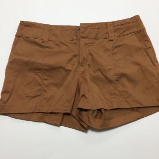 ジーユー(GU)の【美品】GU ショートパンツ L(ショートパンツ)