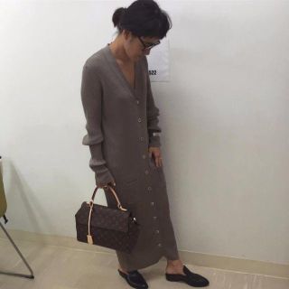 金子綾着 18aw メゾンマルタンマルジェラ リブ ロングカーディガン