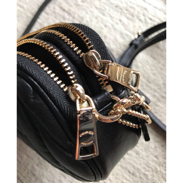 COACH(コーチ)のコーチ coach キルティング ギャザー ダブルファスナー ショルダーバッグ レディースのバッグ(ショルダーバッグ)の商品写真