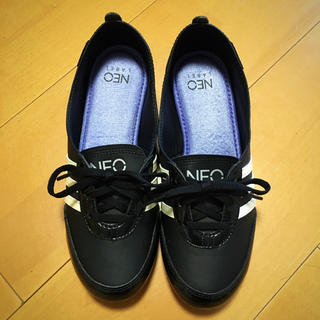 アディダス(adidas)のアディダス ネオ(adidas NEO) 黒✖︎白三本線 レディース スニーカー(スニーカー)