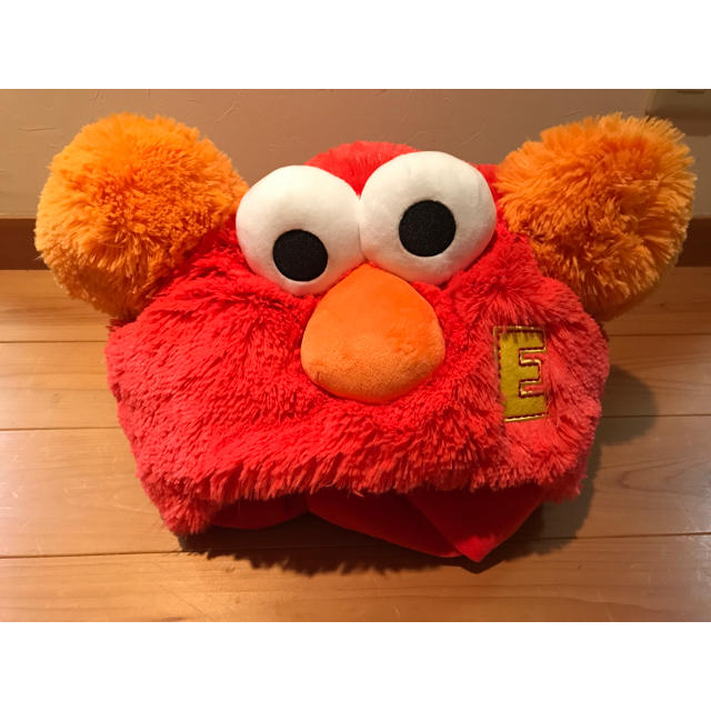 USJ(ユニバーサルスタジオジャパン)のUSJ エルモ かぶりもの エンタメ/ホビーのおもちゃ/ぬいぐるみ(キャラクターグッズ)の商品写真