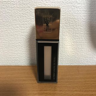 イヴサンローランボーテ(Yves Saint Laurent Beaute)のYSL タンアンクルドポー B20(ファンデーション)