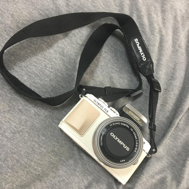 SALE！美品！OLYMPUS！ミラーレス一眼！