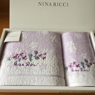 ニナリッチ(NINA RICCI)のタオルセット新品(タオル/バス用品)