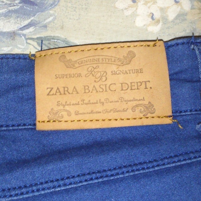 ZARA(ザラ)のスキニー レディースのパンツ(デニム/ジーンズ)の商品写真