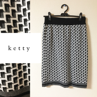 ケティ(ketty)の★Ketty★幾何学模様 スカート 美品 クリーニング済(ひざ丈スカート)