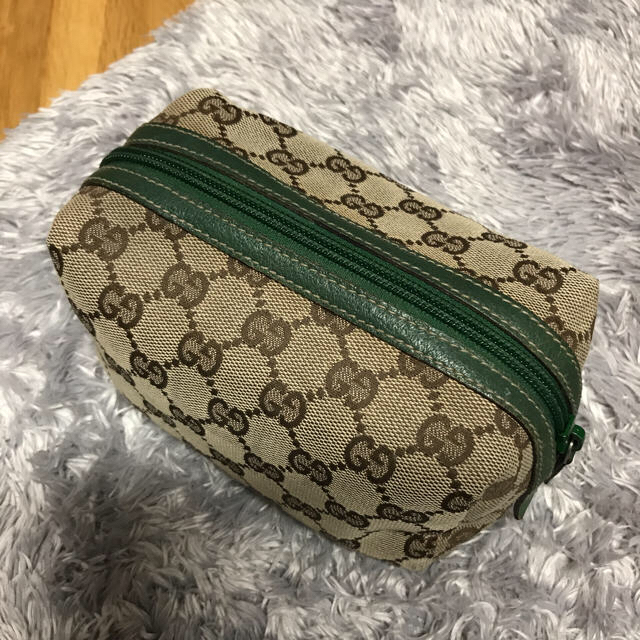 Gucci(グッチ)のEmma様専用 GUCCI ポーチ レディースのファッション小物(ポーチ)の商品写真