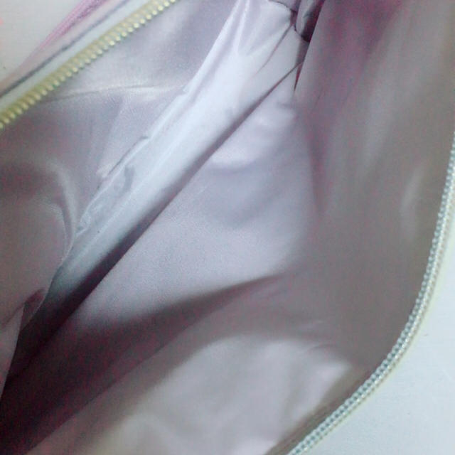 4℃(ヨンドシー)の 4℃ショルダーバッグ レディースのバッグ(ショルダーバッグ)の商品写真