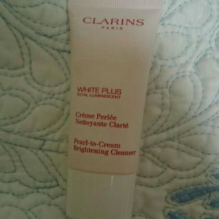 クラランス(CLARINS)の新品未使用★クラランスホワイトプラスパールクレンザー(洗顔料)