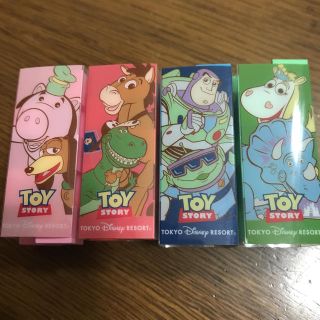 ディズニー(Disney)のディズニー TOY STORYカドケシ4個セット 送料こみ(消しゴム/修正テープ)