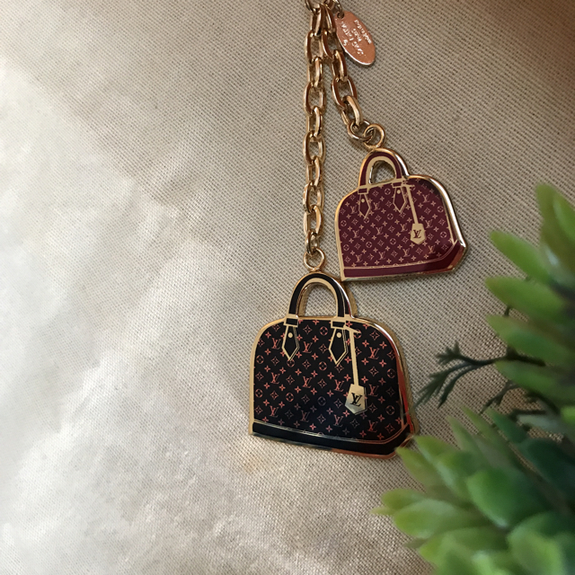 LOUIS VUITTON(ルイヴィトン)のルイヴィトン チャーム ハンドメイドのファッション小物(バッグチャーム)の商品写真