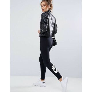 ナイキ(NIKE)の♡新品 nike 直輸入  ナイキロゴレギンス　Sサイズ♡(レギンス/スパッツ)