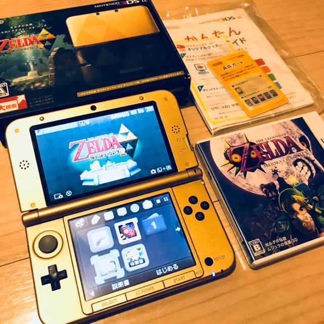 売り出し特注品 3DS LL本体(ゼルダの伝説 神々のトライフォース2同梱版