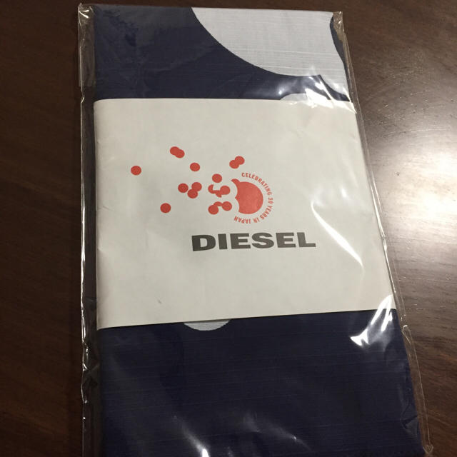 DIESEL(ディーゼル)のDIESEL☆30周年記念ノベルティー非売品☆風呂敷 メンズのメンズ その他(その他)の商品写真