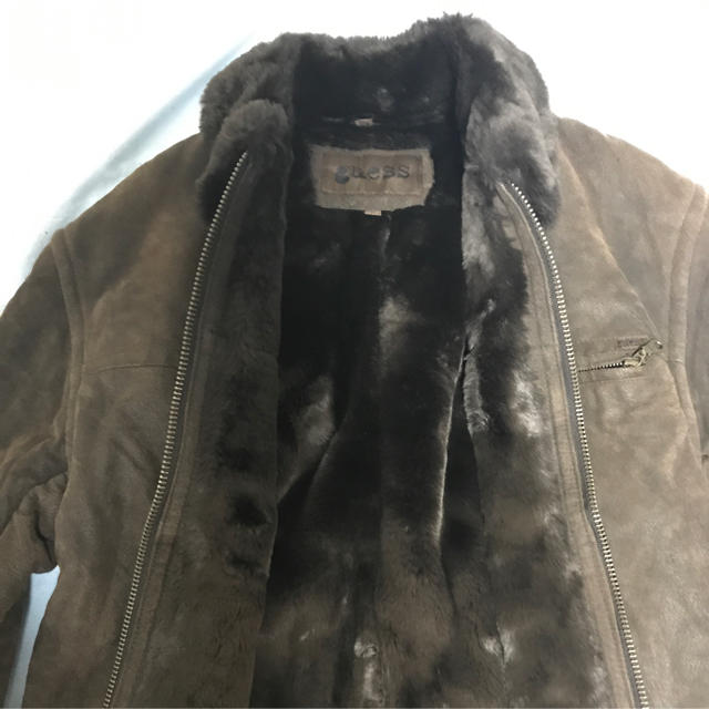 GUESS(ゲス)のGUESS ライダースジャケット Mサイズ ファー メンズのジャケット/アウター(ライダースジャケット)の商品写真